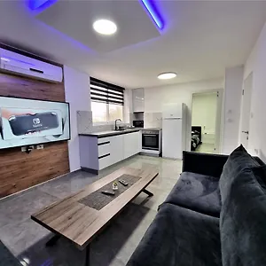 Diamond דירה