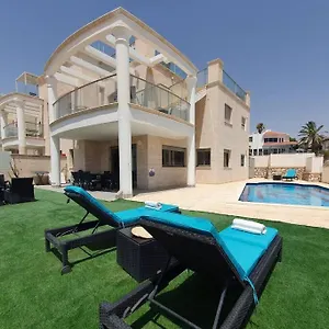 Private Pool, 3br Garden Apartment, Aquarelle דירה